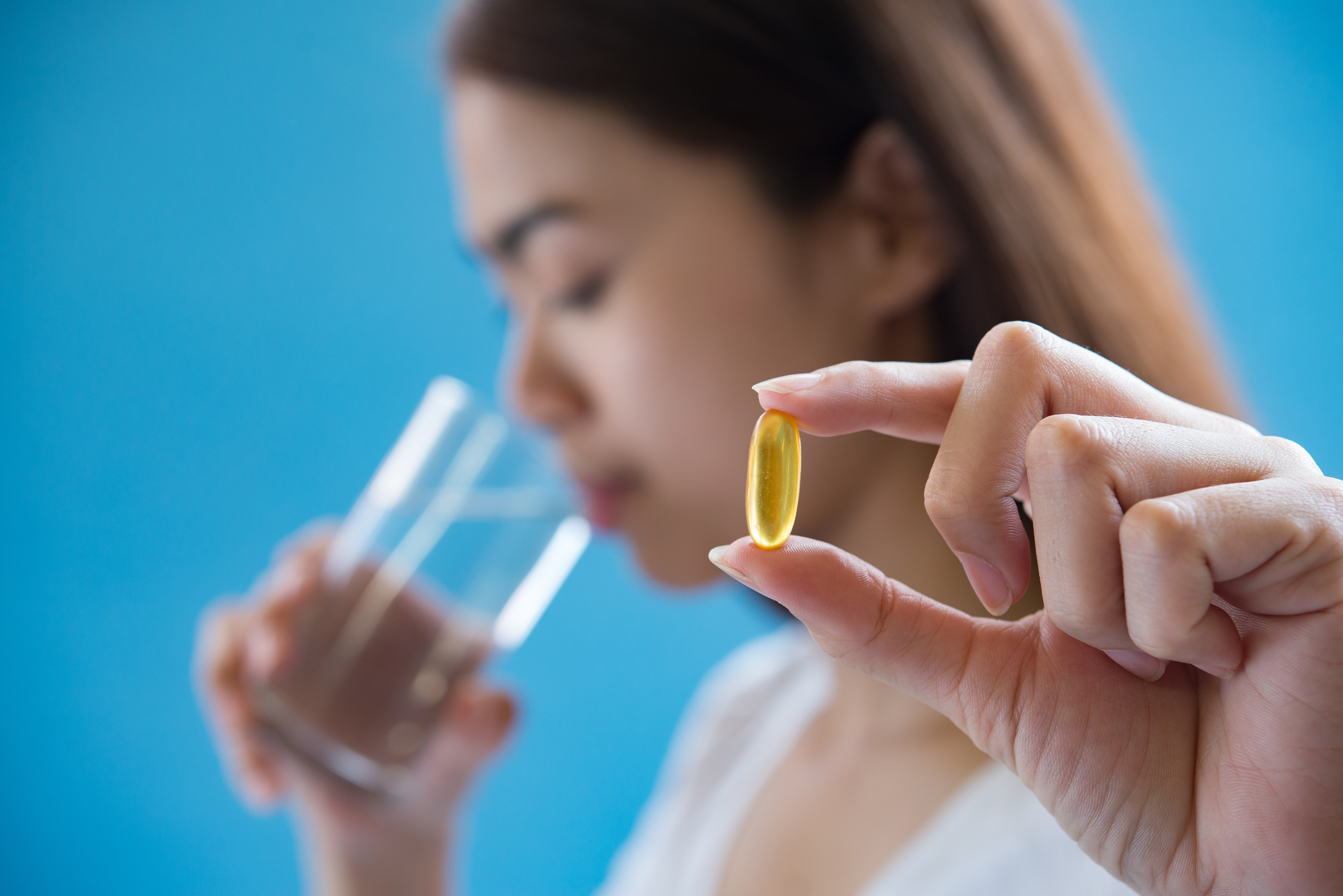 Vitamina D baixa: sintomas e exames necessários 